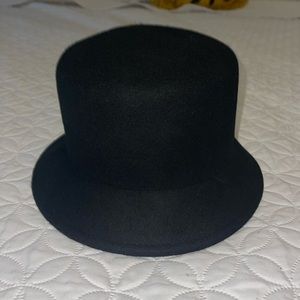 Black Top hat